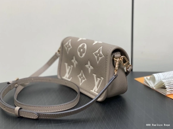 Aaa replica bags Nano CM LOUIS Diane-19*10.5*6 VUITTON 0714